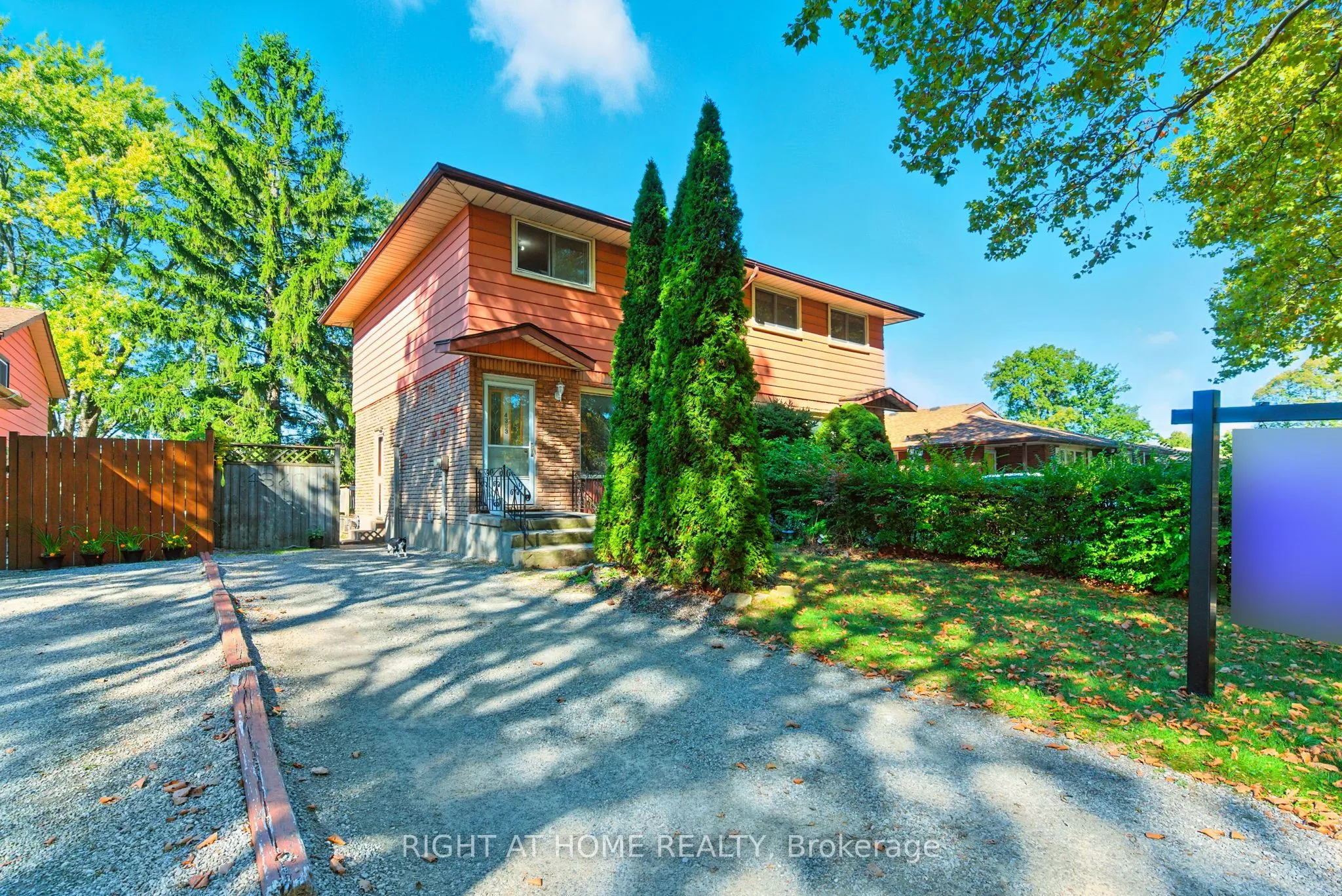 4363 Meadowvale Drive, ON L2E 5W8