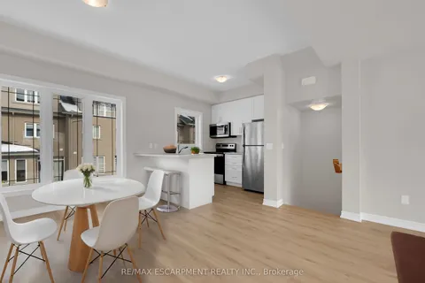 19 Picardy Drive, ON L8J 0M7