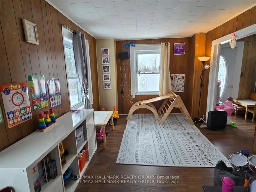 7122 Bank Street, ON K0A 2P0