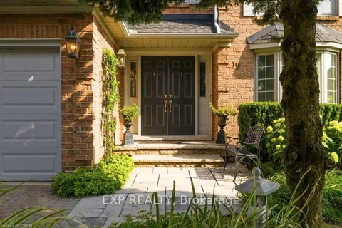 19 Honeysuckle Crescent, ON L9K 1A9