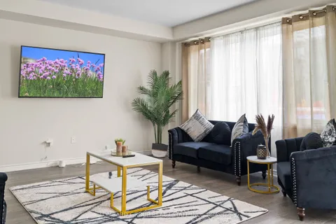 212 Vanilla Trail, ON L2V 0L3