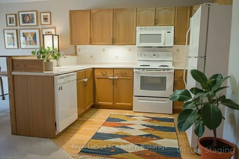 872 9TH A East Avenue, ON N4K 6Y6