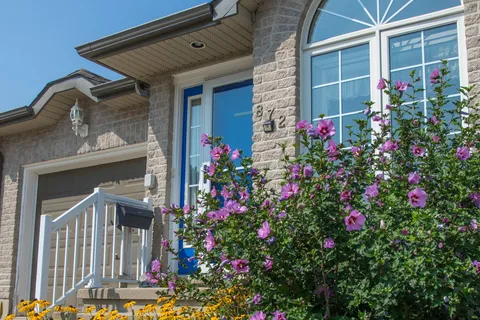 872 9TH A East Avenue, ON N4K 6Y6