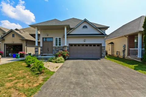 200 Regatta Drive, ON L3B 6E8