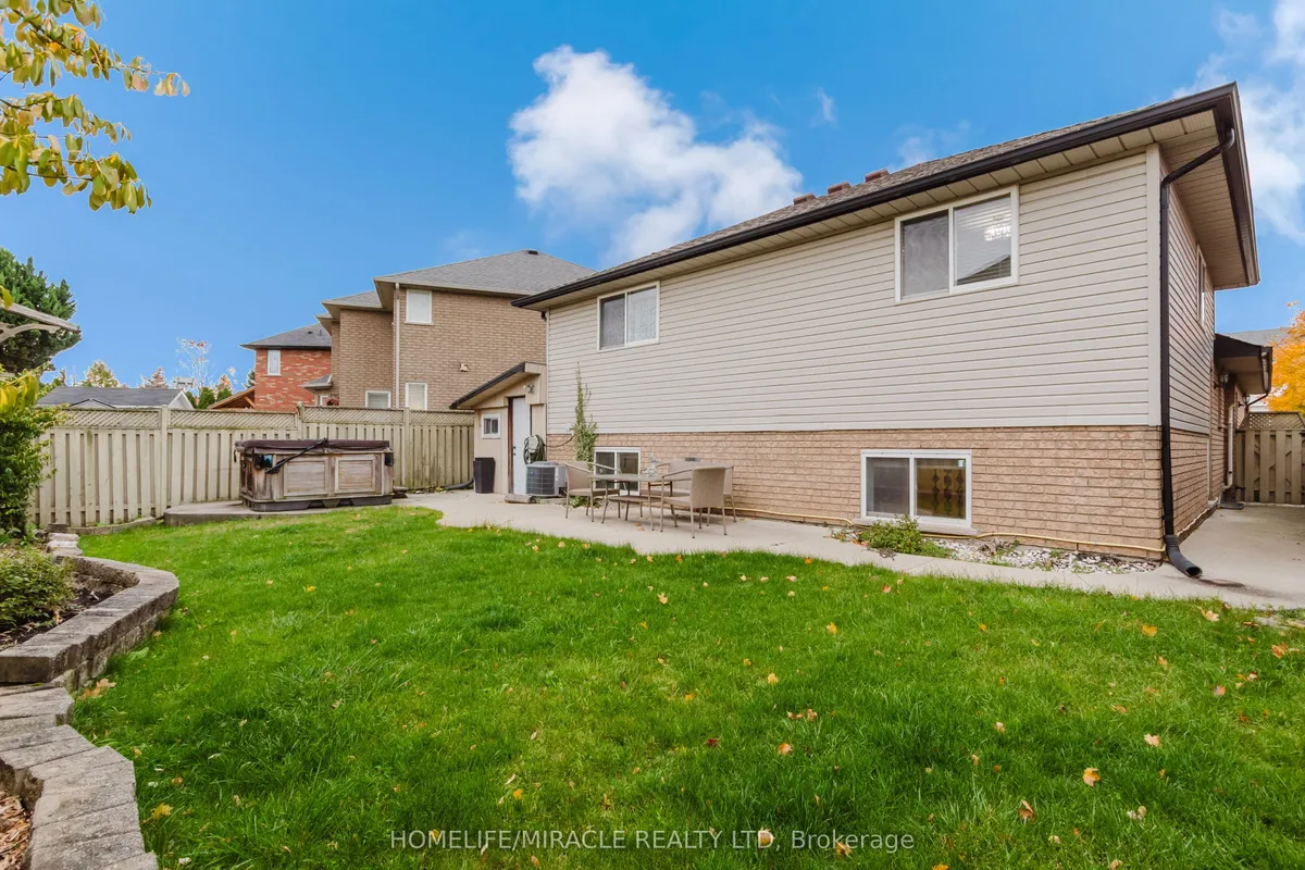 84 Hillgarden Drive, ON L8J 3S7