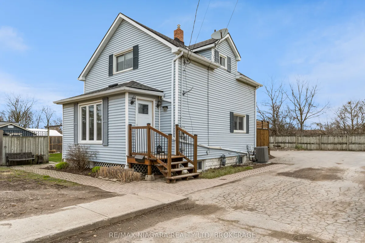 53 Turner Crescent, ON L2P 2H8