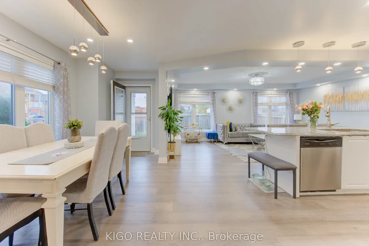 66 Shoreacres Drive, ON N2R 0K7