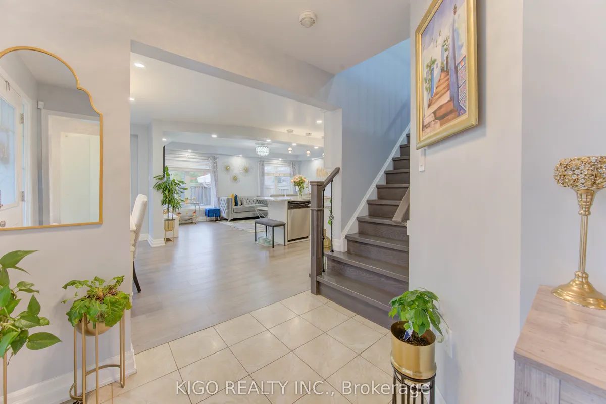 66 Shoreacres Drive, ON N2R 0K7