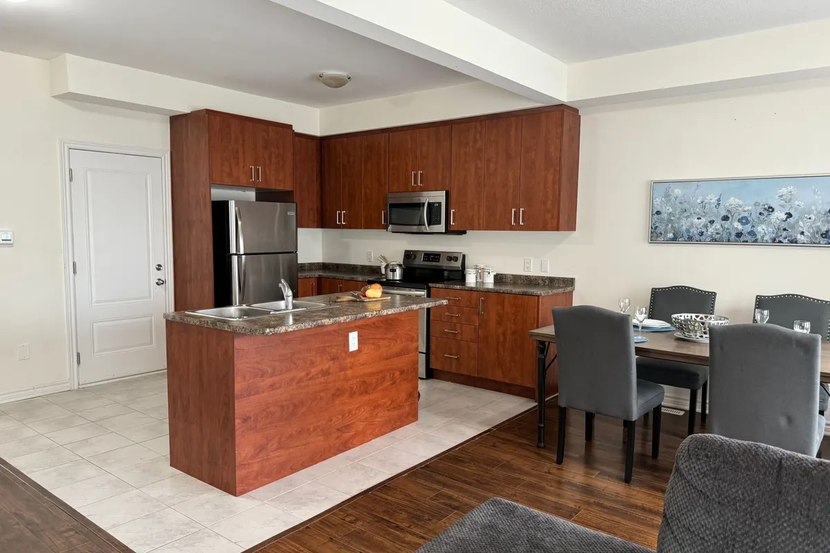 128 Berkshire Drive, ON N0G 1A0