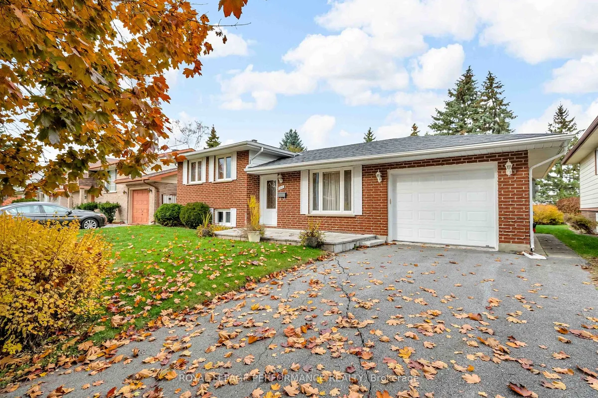 1953 Concorde Avenue, ON K6H 6M3