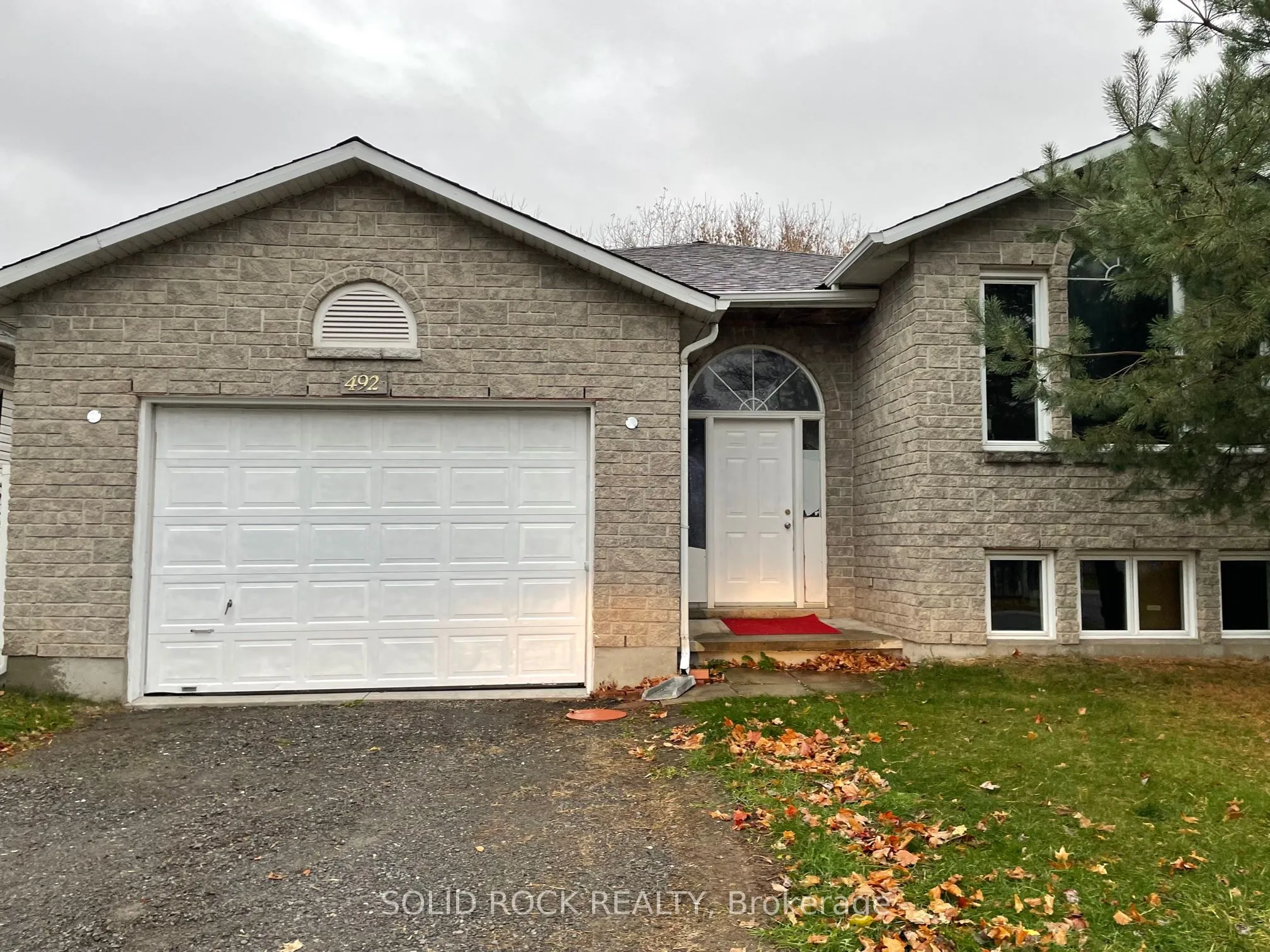 492 Boxwood Street, ON K7M 9C4