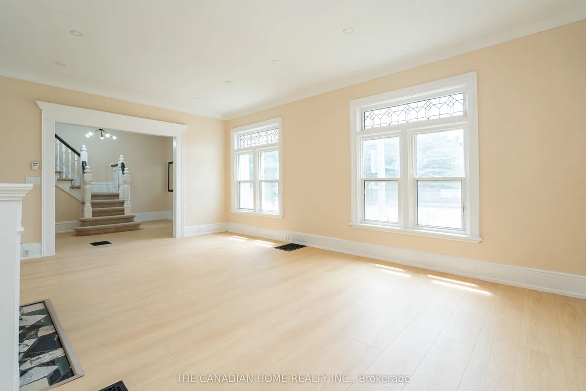 820 Colborne Street, ON N3S 3S4