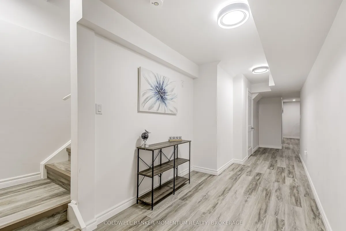 516 Barker Parkway, ON L2V 0K1