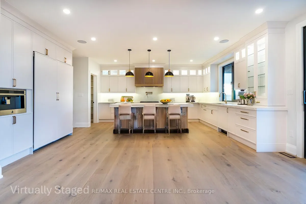 256 Mountain Road, ON L3M 4E7