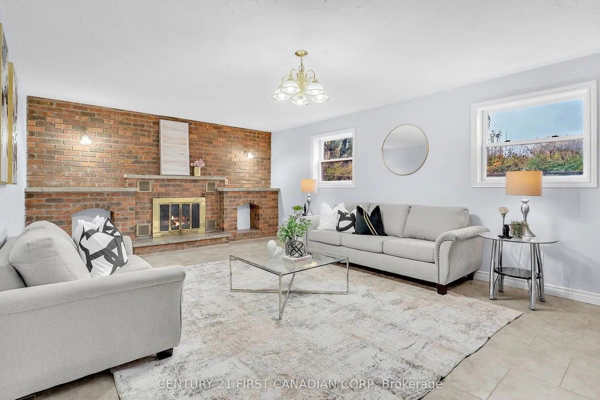 92 Golfdale Crescent, ON N6C 5P5