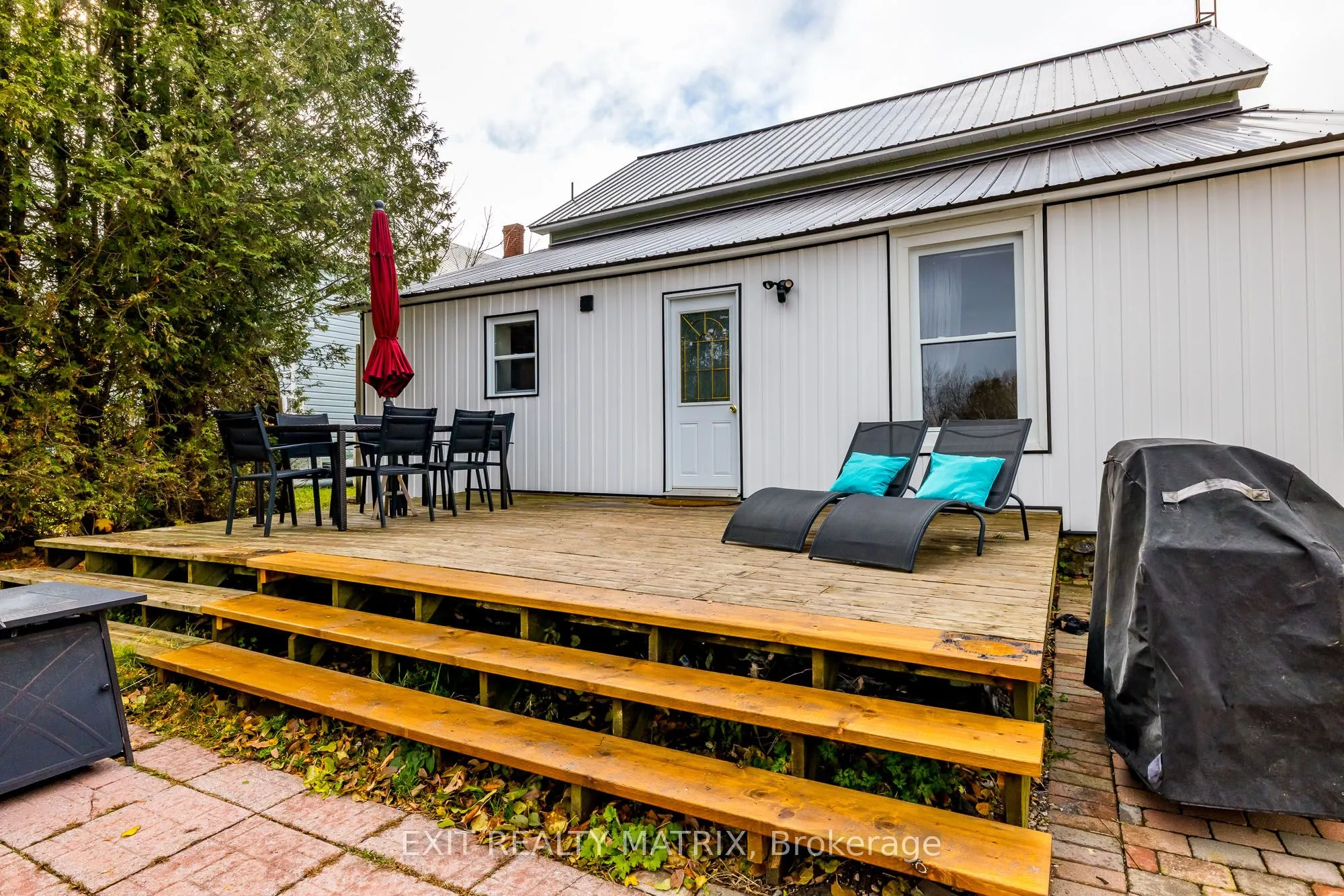 107 George Street, ON K0G 1K0