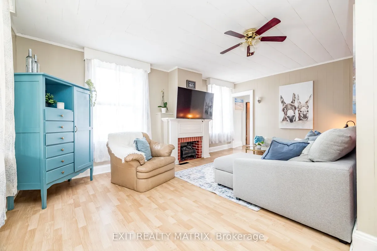 107 George Street, ON K0G 1K0