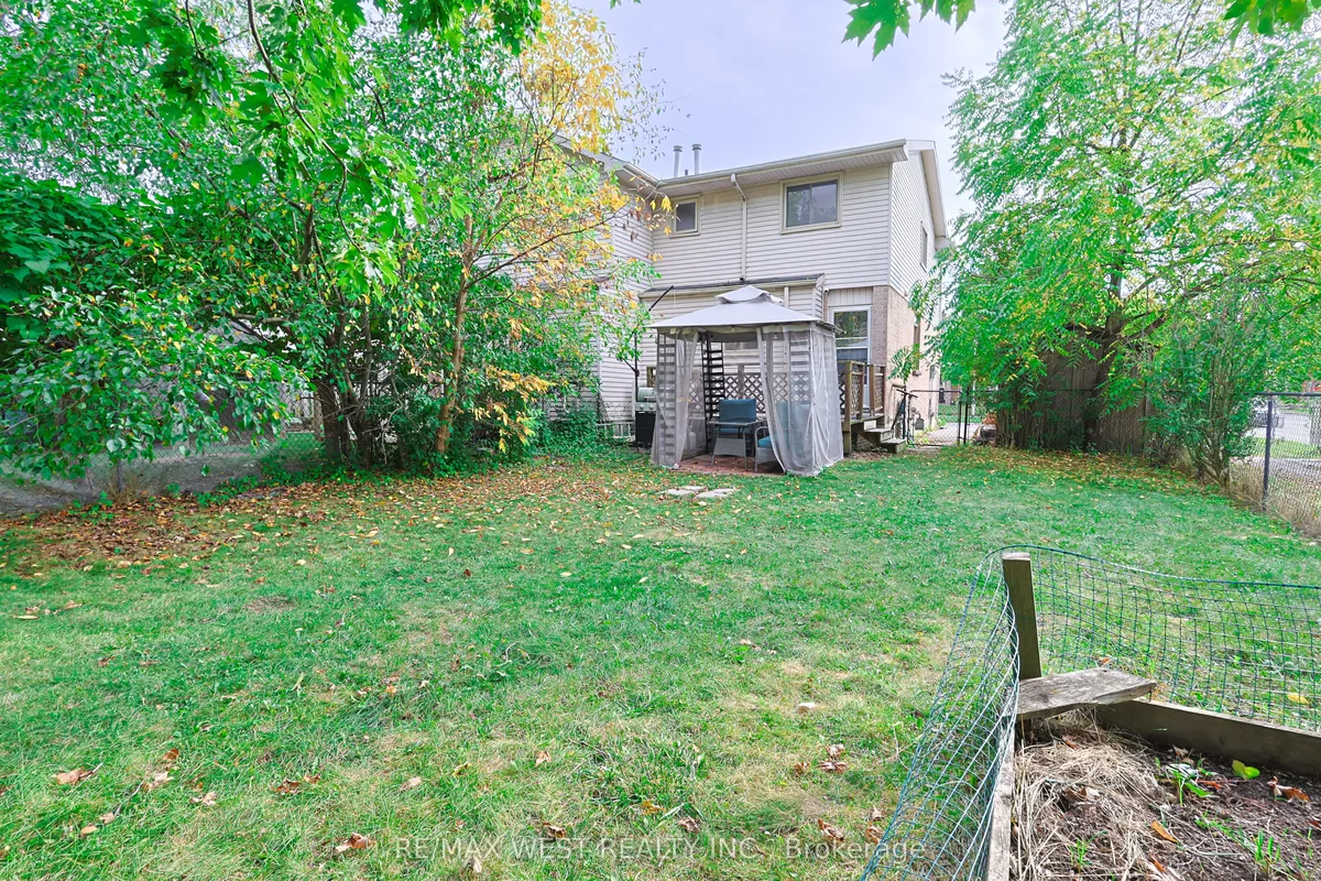 300 Crawford Street, ON N6C 5N6