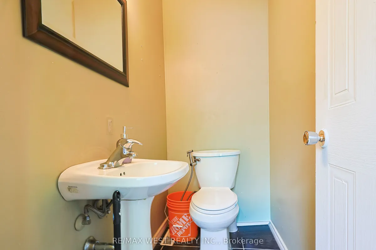 300 Crawford Street, ON N6C 5N6