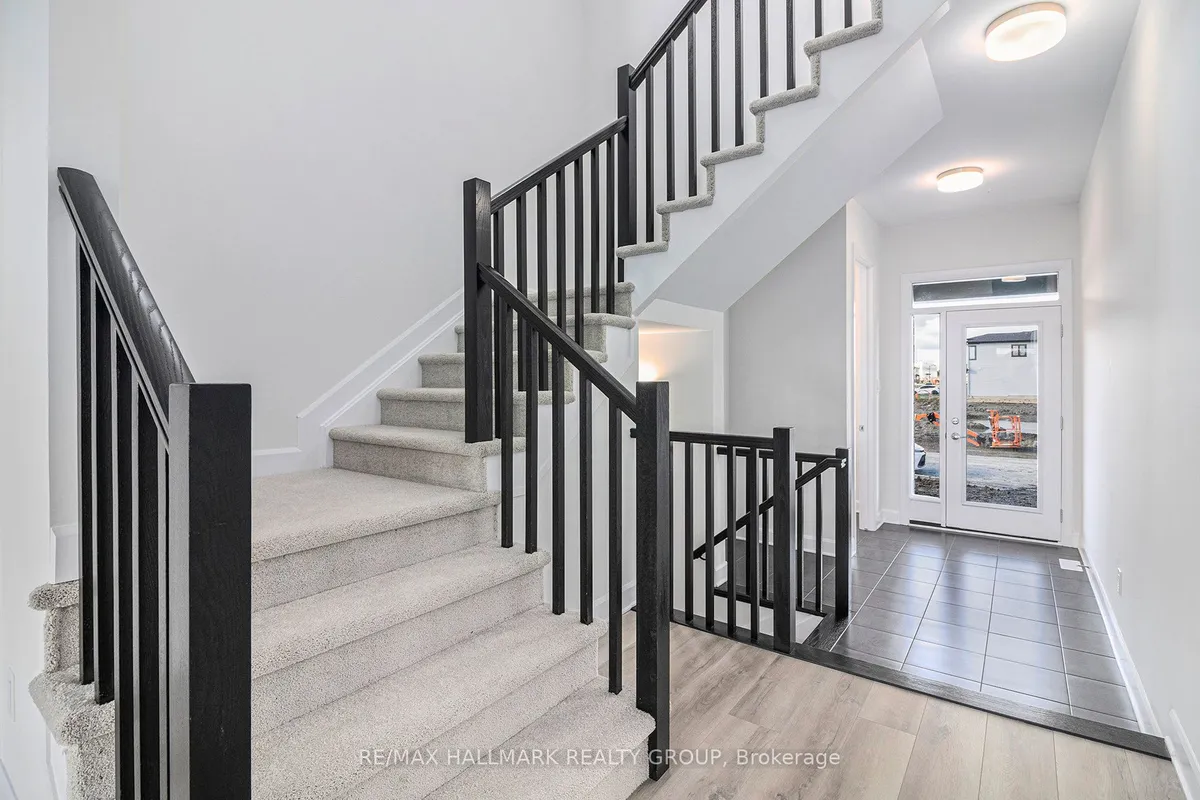 526 Reflection Street, ON K1W 0S8