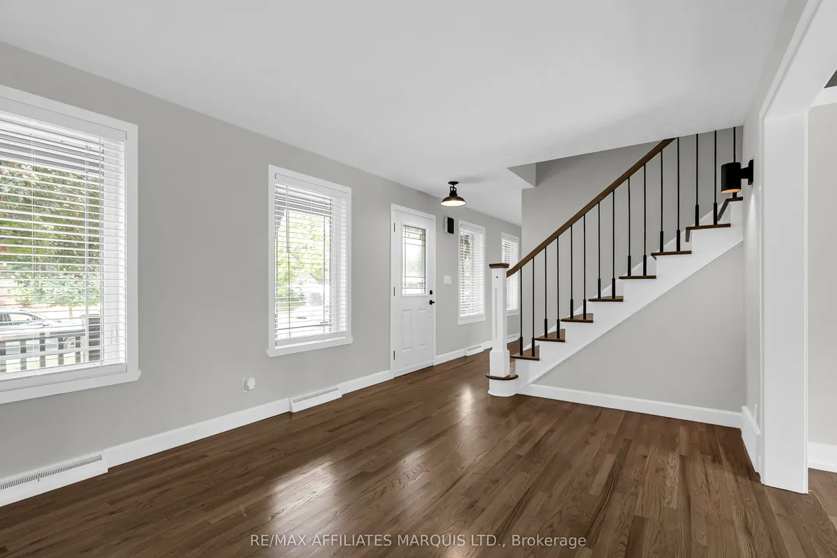 1936 Concorde Avenue, ON K6H 6M7