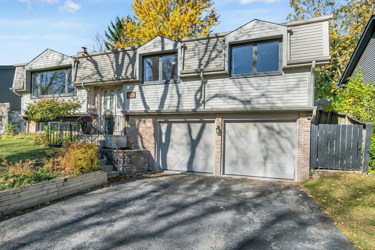 21 Woodridge Drive, ON N1H 7E3