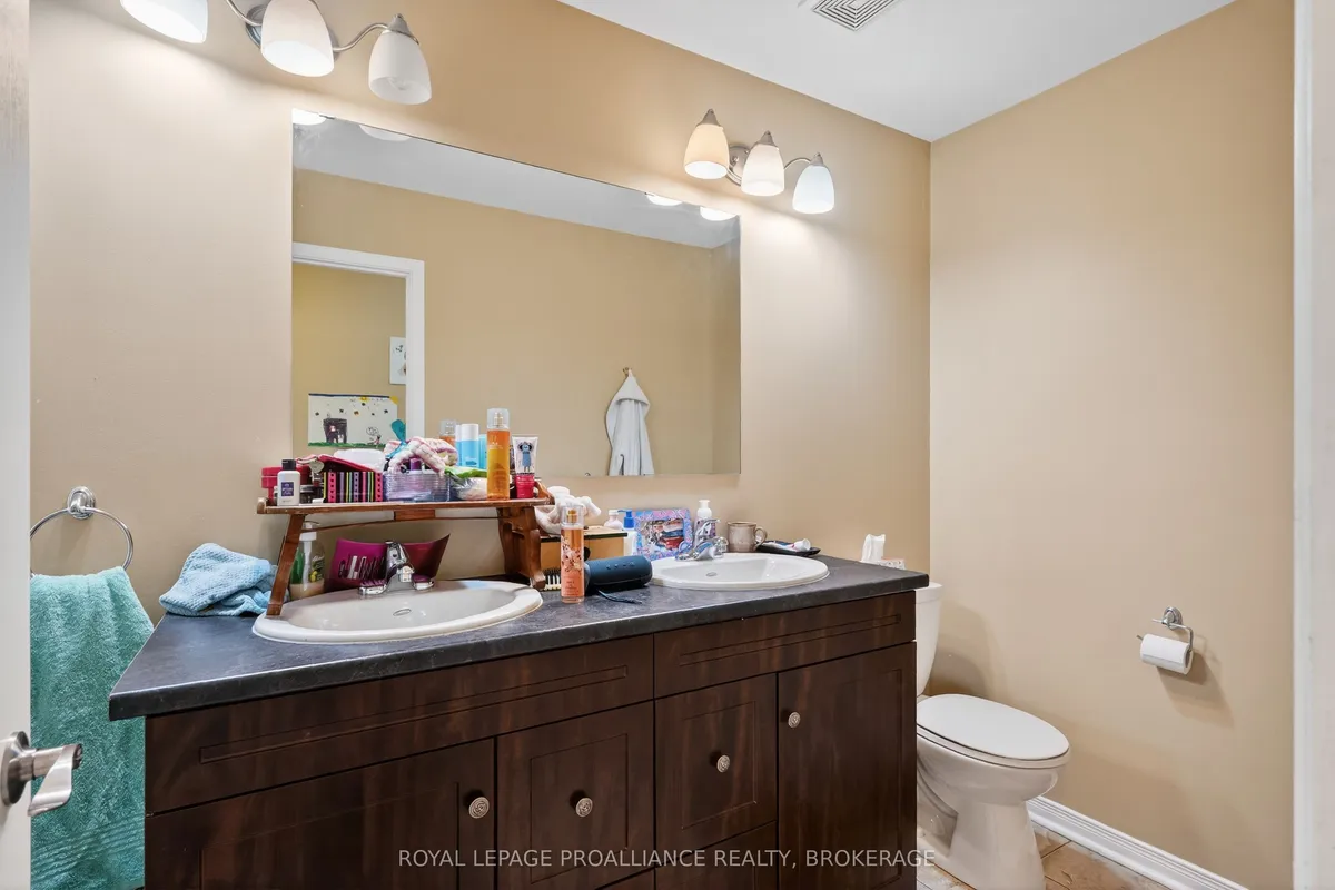 23 Charles Street, ON K7K 1V3