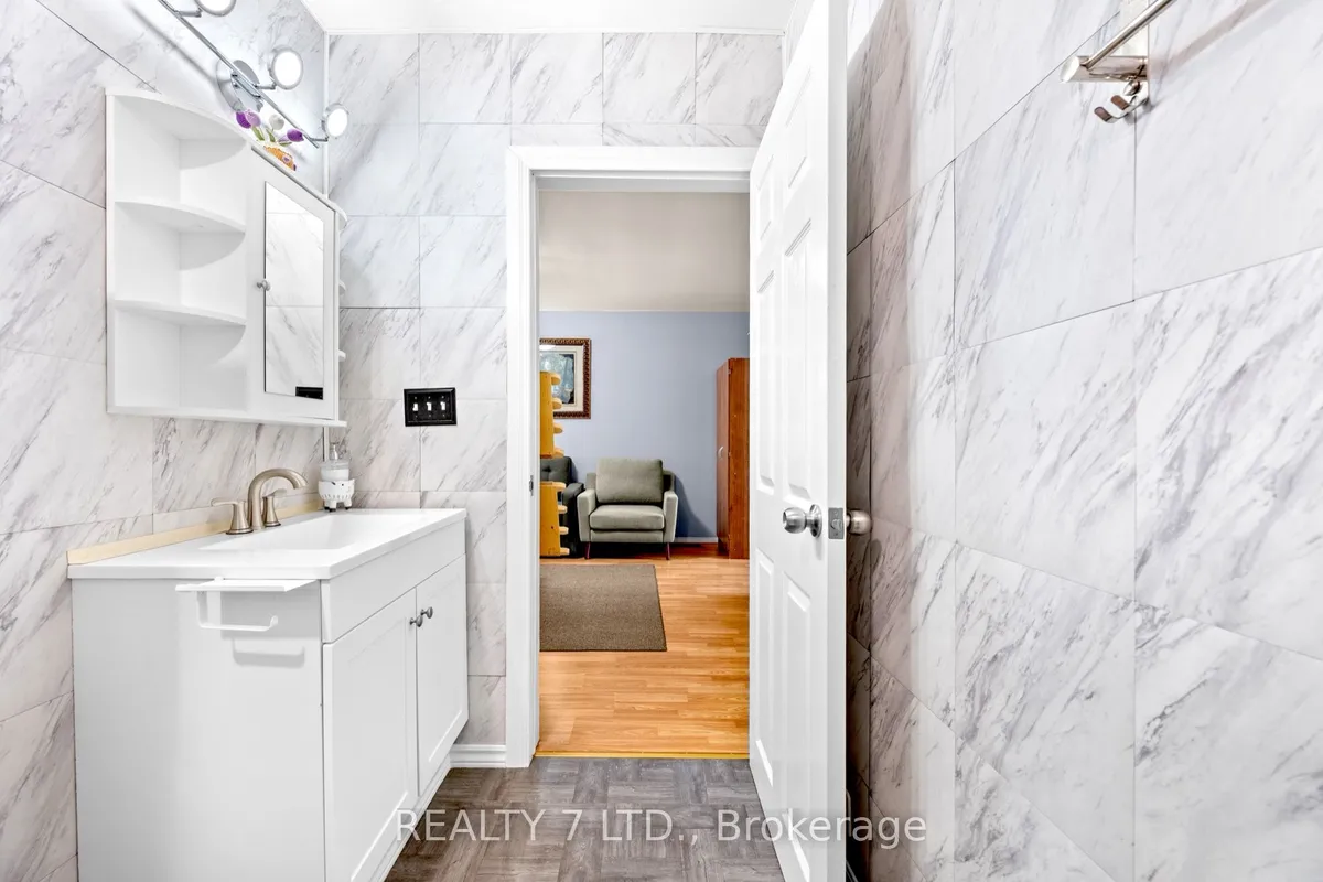 26 Harrison Avenue, ON L8H 2Z7