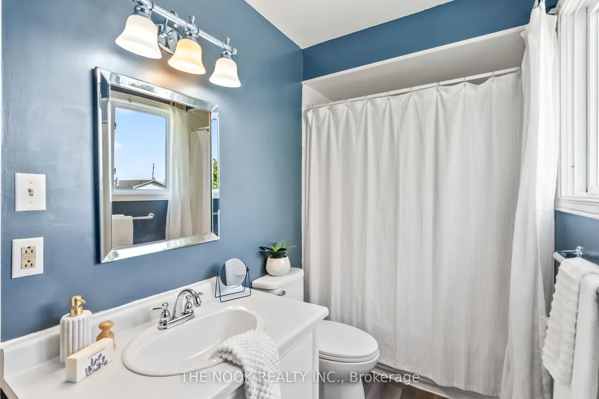 136 Peacock Boulevard, ON L1A 4G2