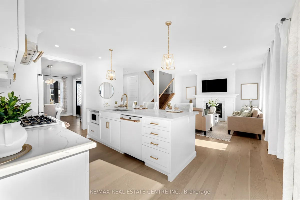 77 Noble Court, ON N9V 0G8