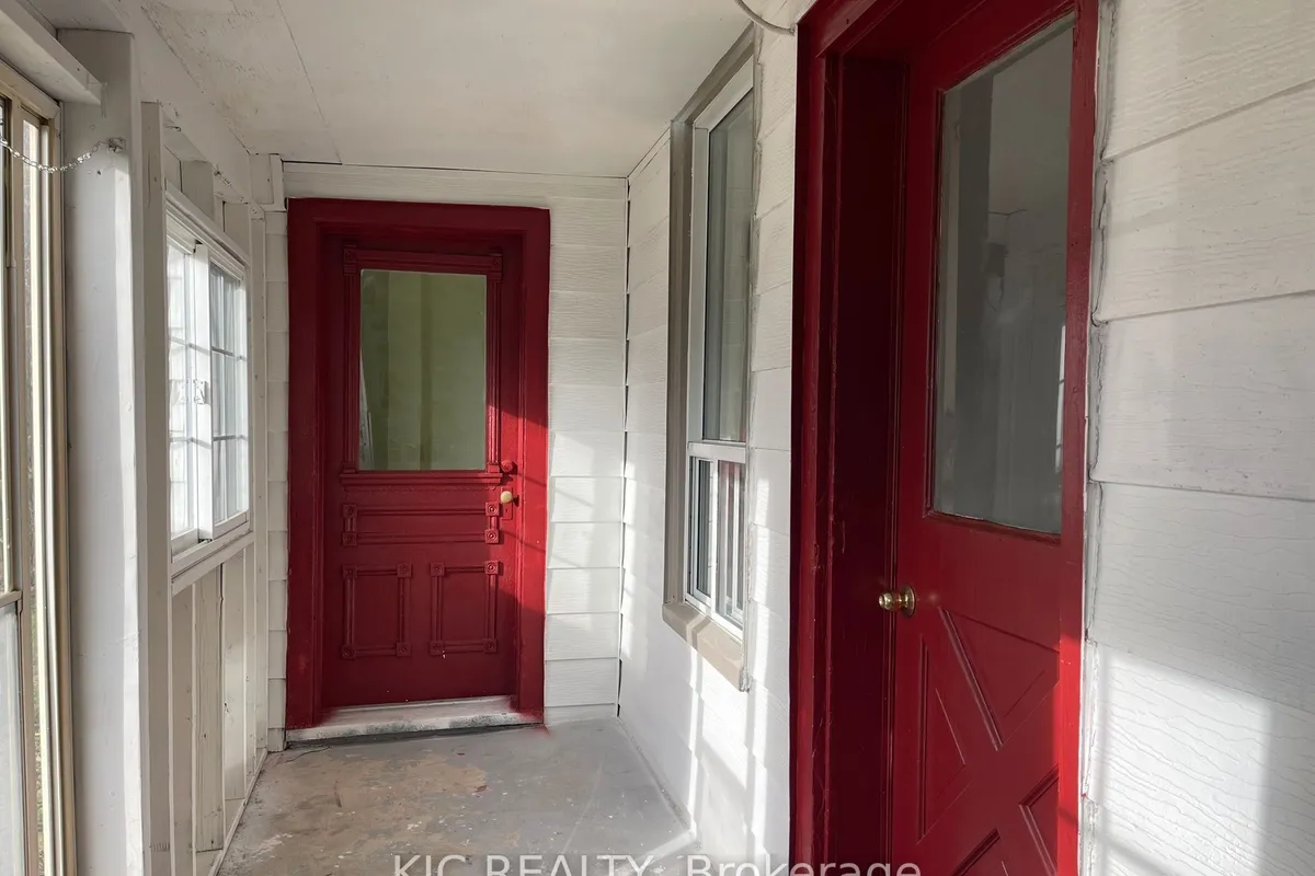 35 Ottawa Street, ON K0L 1Z0