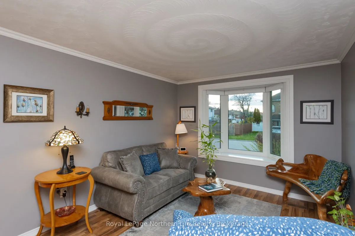 42 Balmoral Crescent, ON P1A 4H5