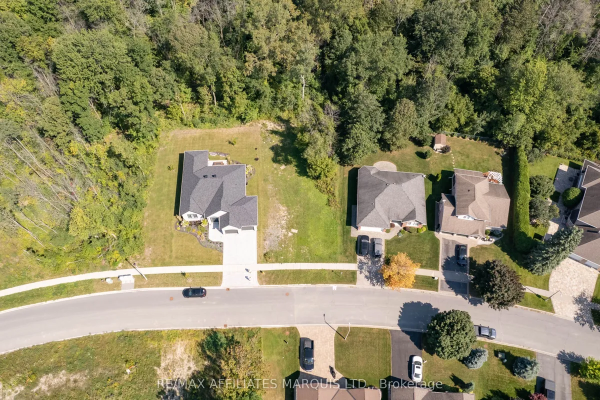 1265 RIVERDALE Avenue, ON K6J 0B7