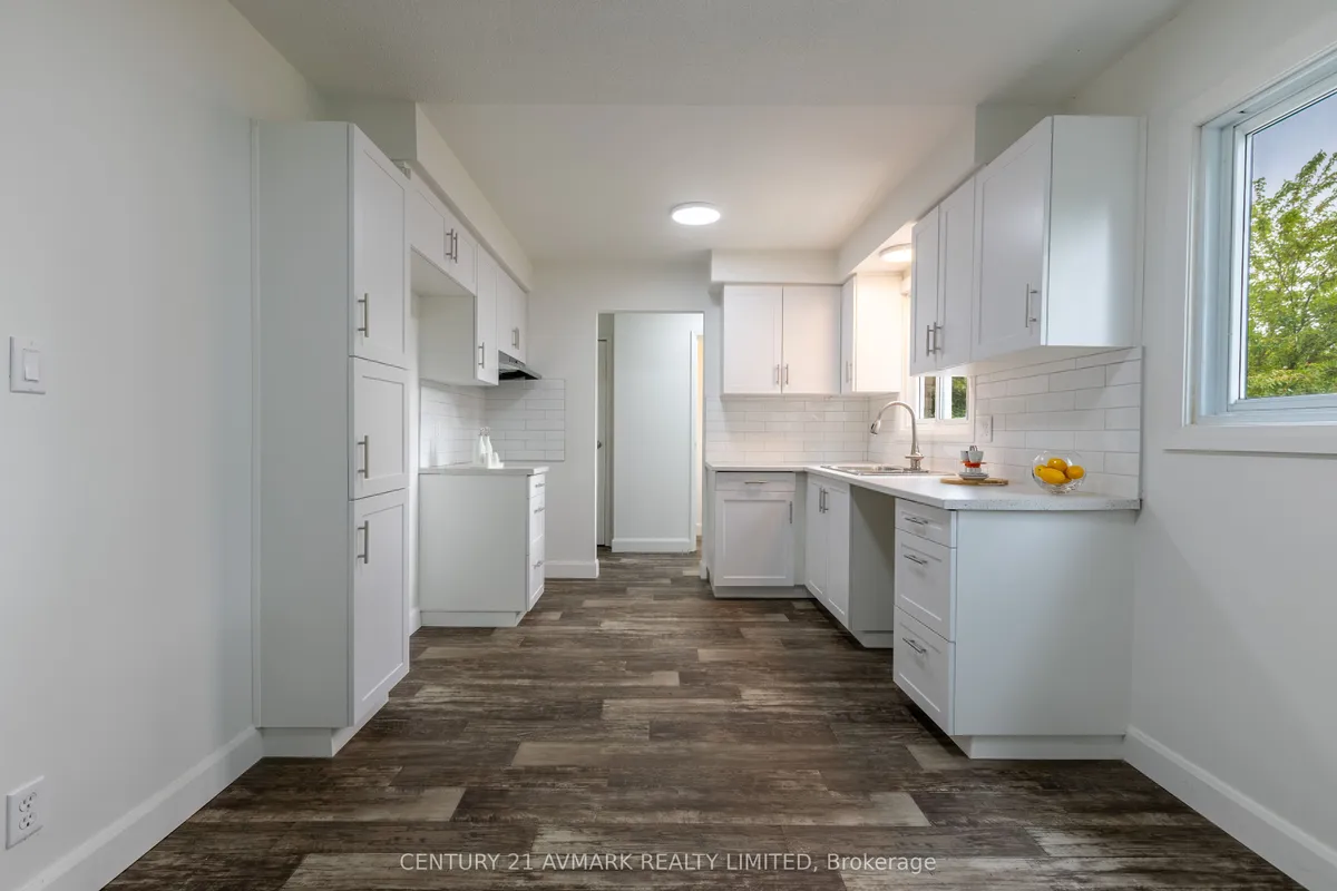 111 Northgate Drive, ON L3C 5Y3