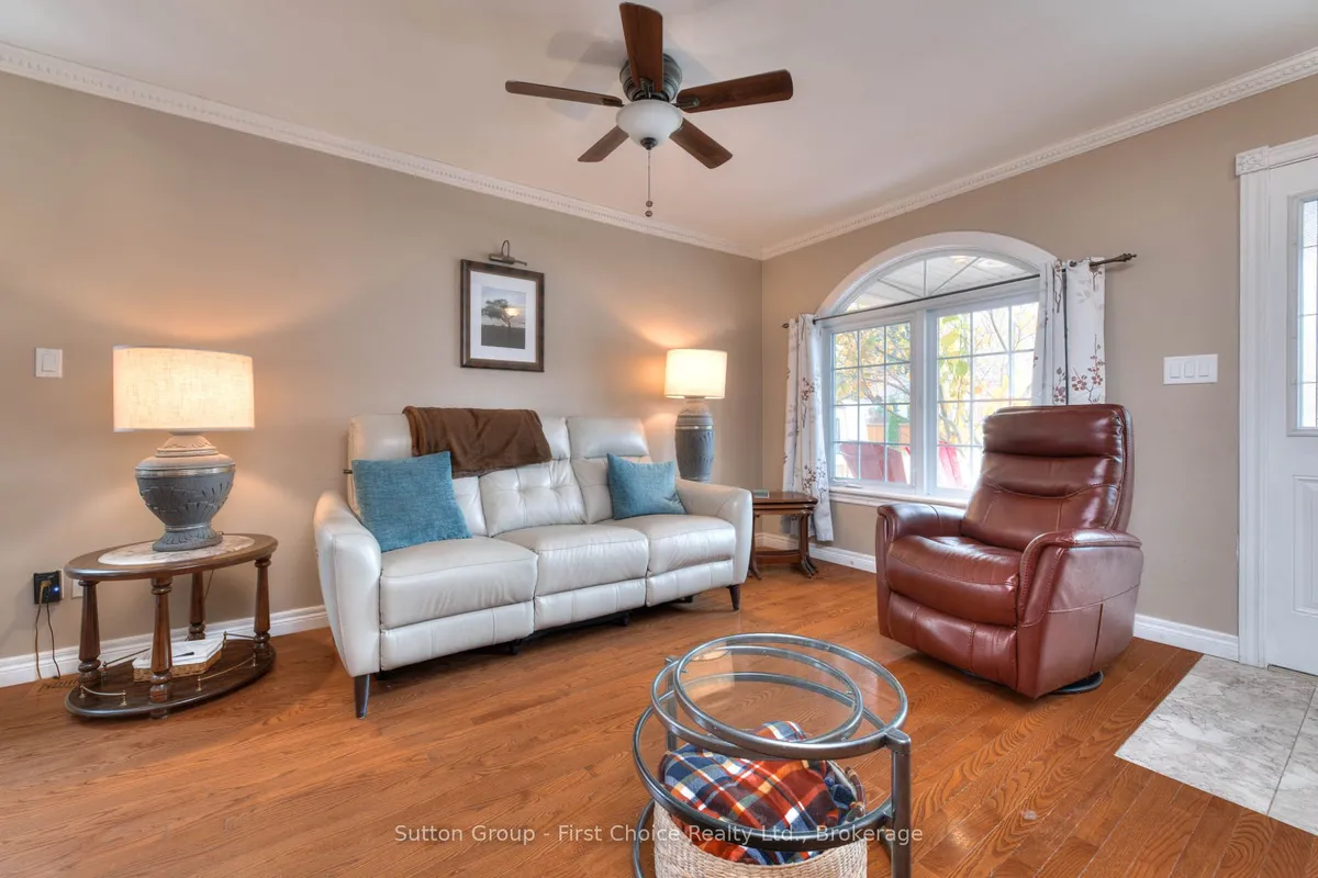 182 Romeo Street, ON N5A 4S9