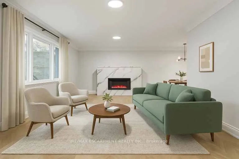 3 Algonquin Avenue, ON L9H 7K9