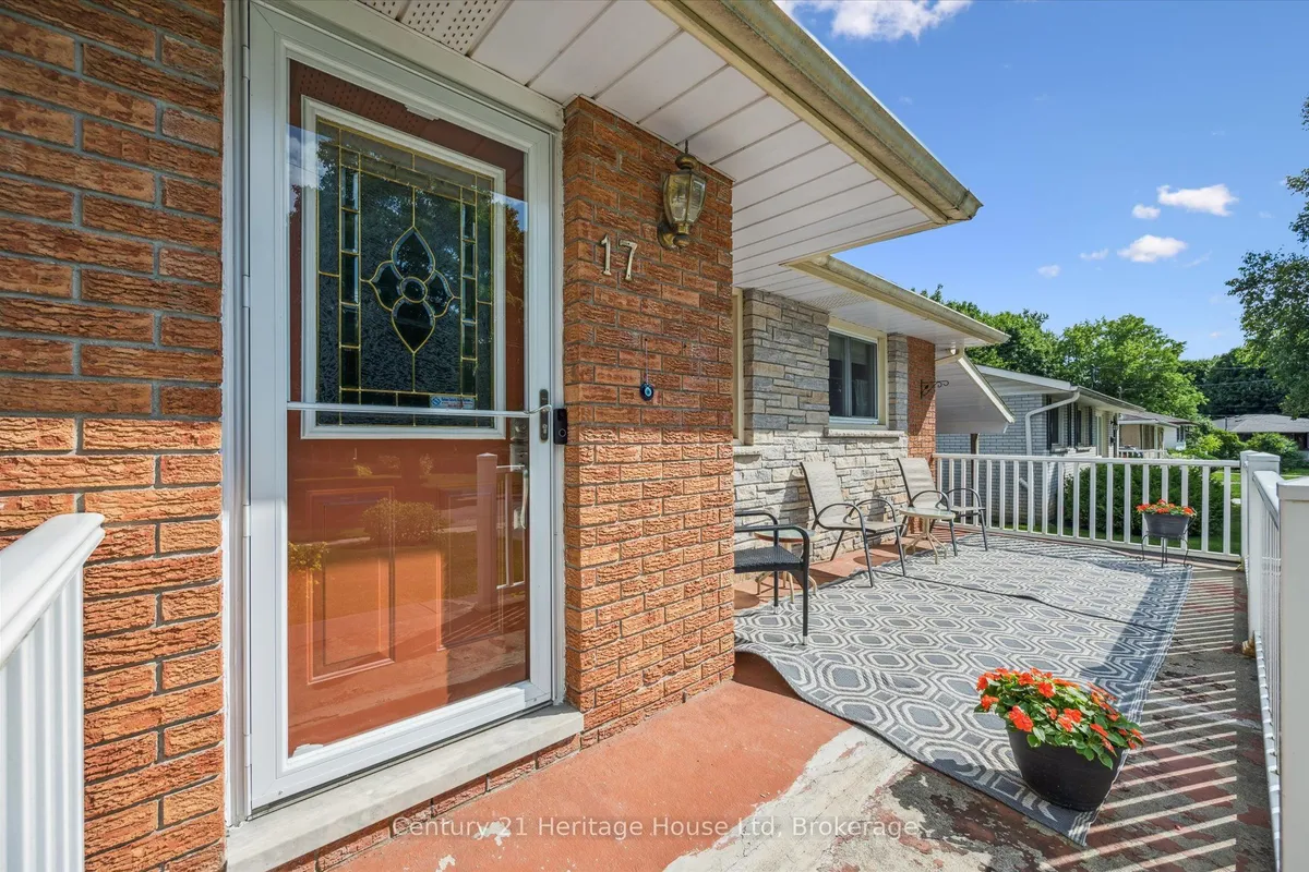 17 Dalebrook Place, ON N1E 1A7