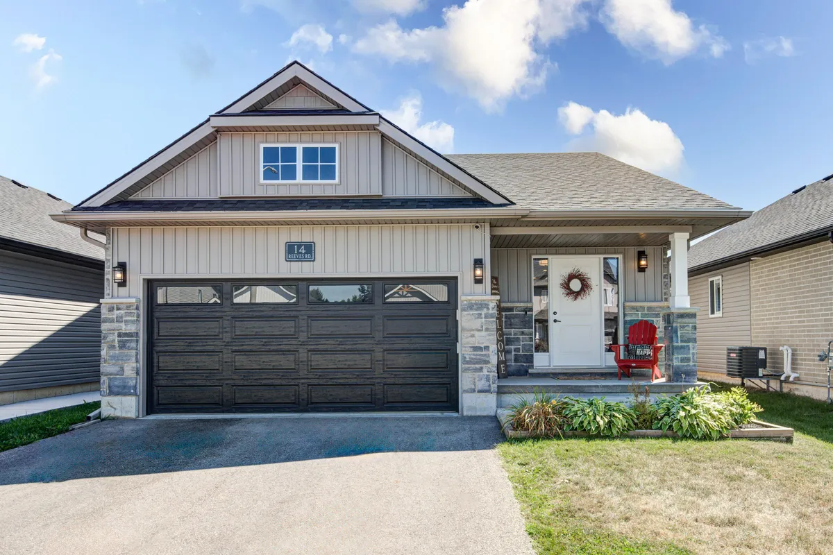 14 Reeves Road, ON N5C 0E1