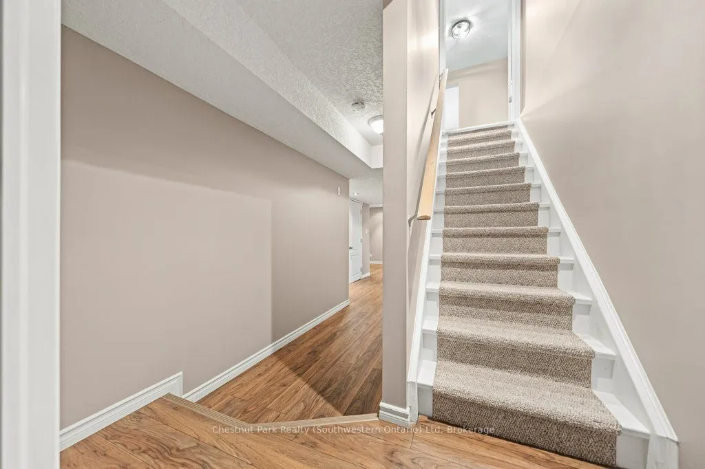 274 SEVERN Drive, ON N1E 0E8