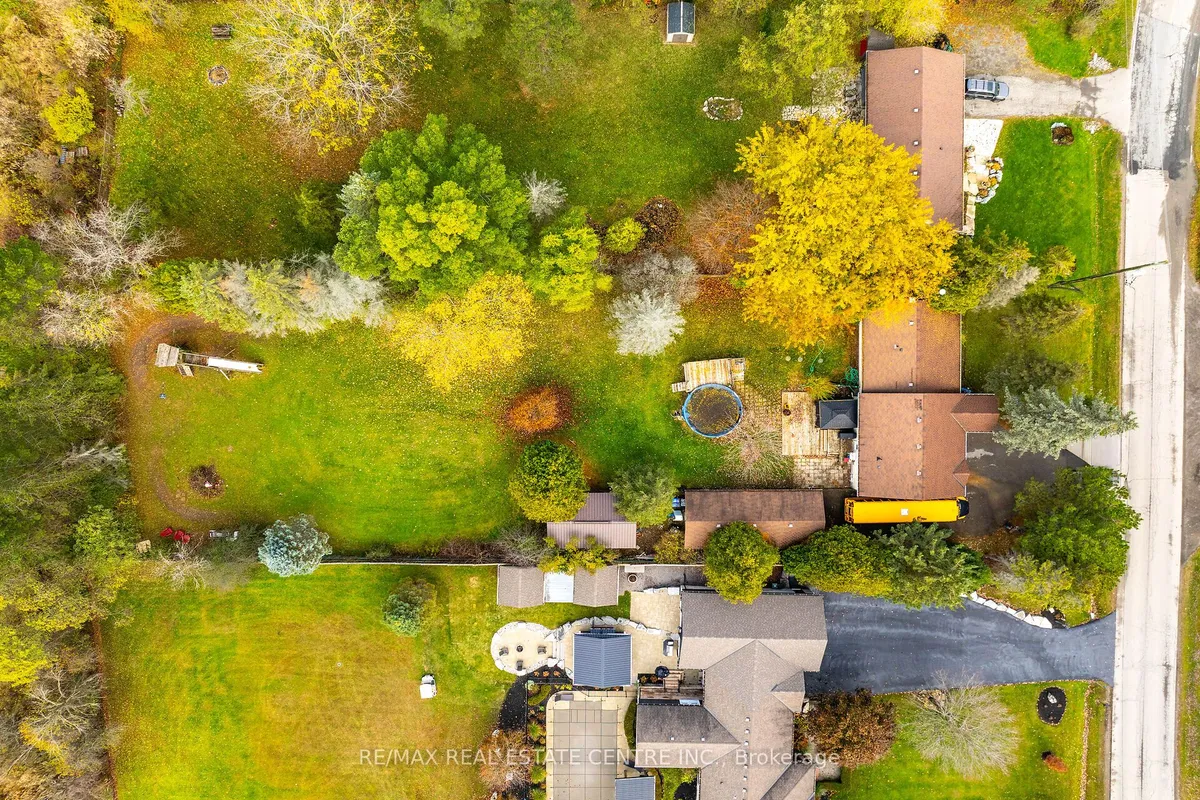 1413 Edgewood Road, ON L8N 2Z7