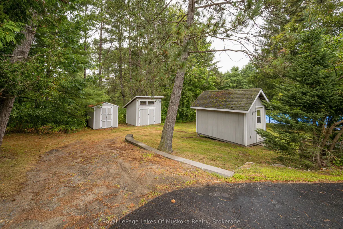 574 Ravenscliffe Road, ON P1H 1N5