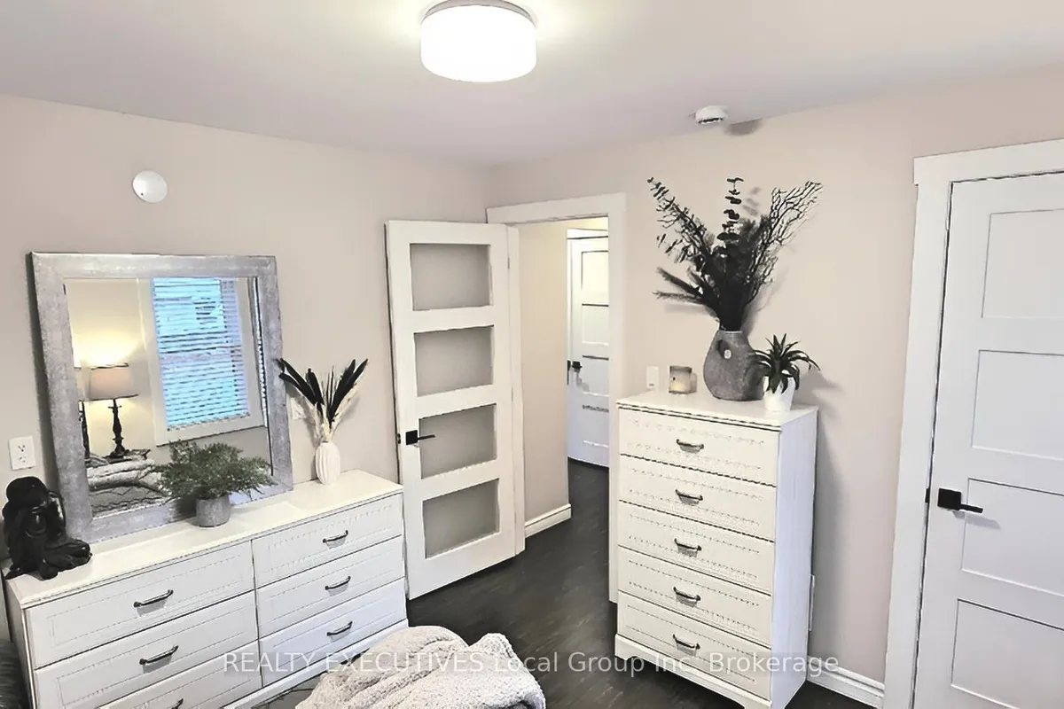 160 Whitney Avenue, ON P1A 1Z2