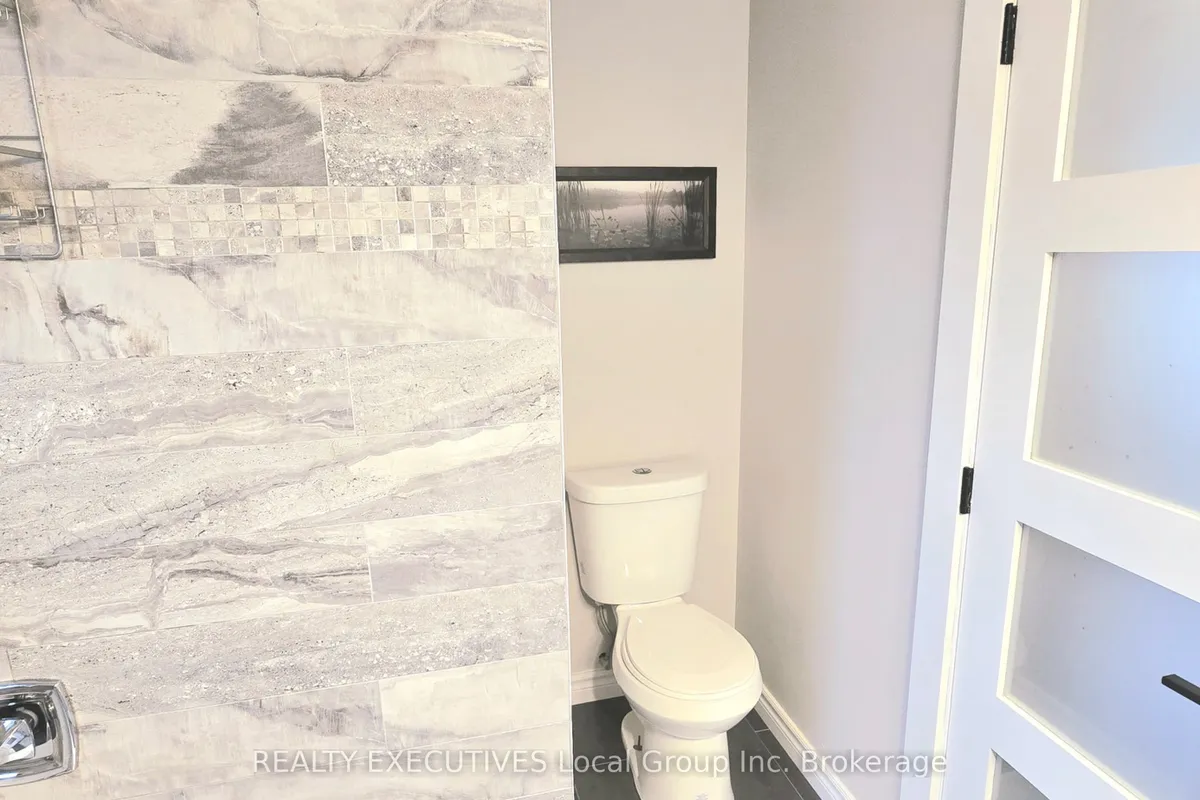 160 Whitney Avenue, ON P1A 1Z2