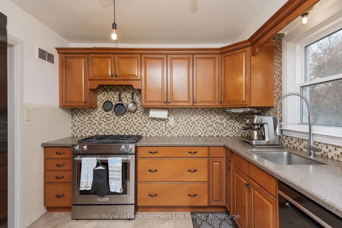 680 Main Street, ON P1B 2V5