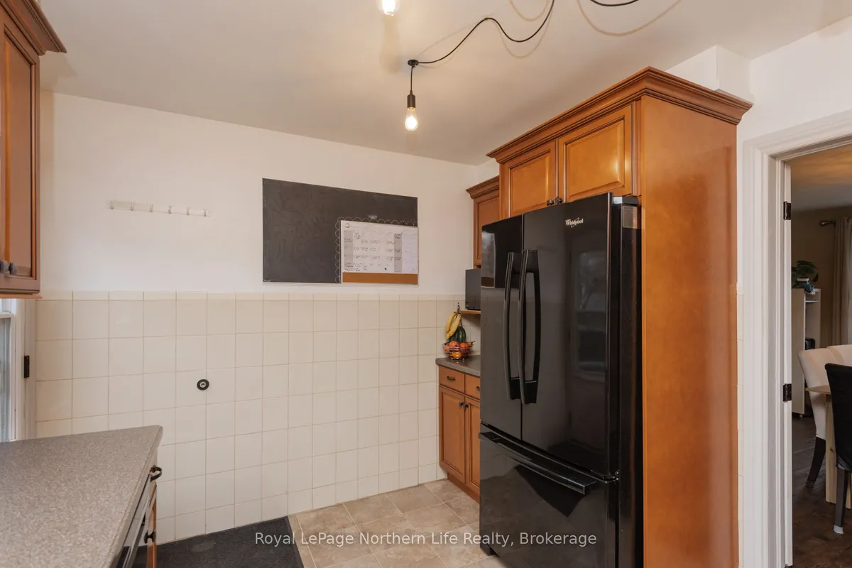 680 Main Street, ON P1B 2V5