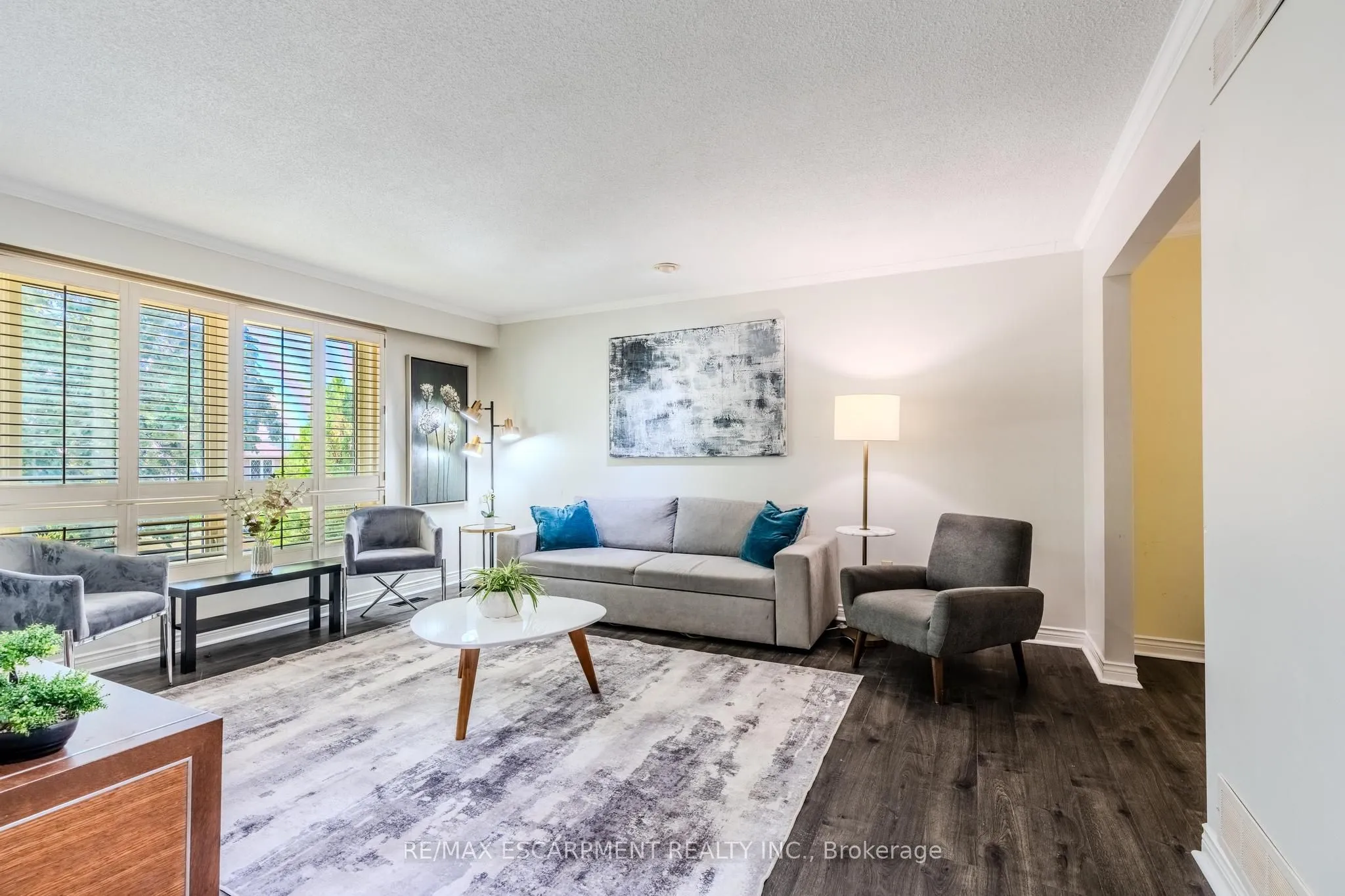 172 Hanover Place, ON L8K 5X6