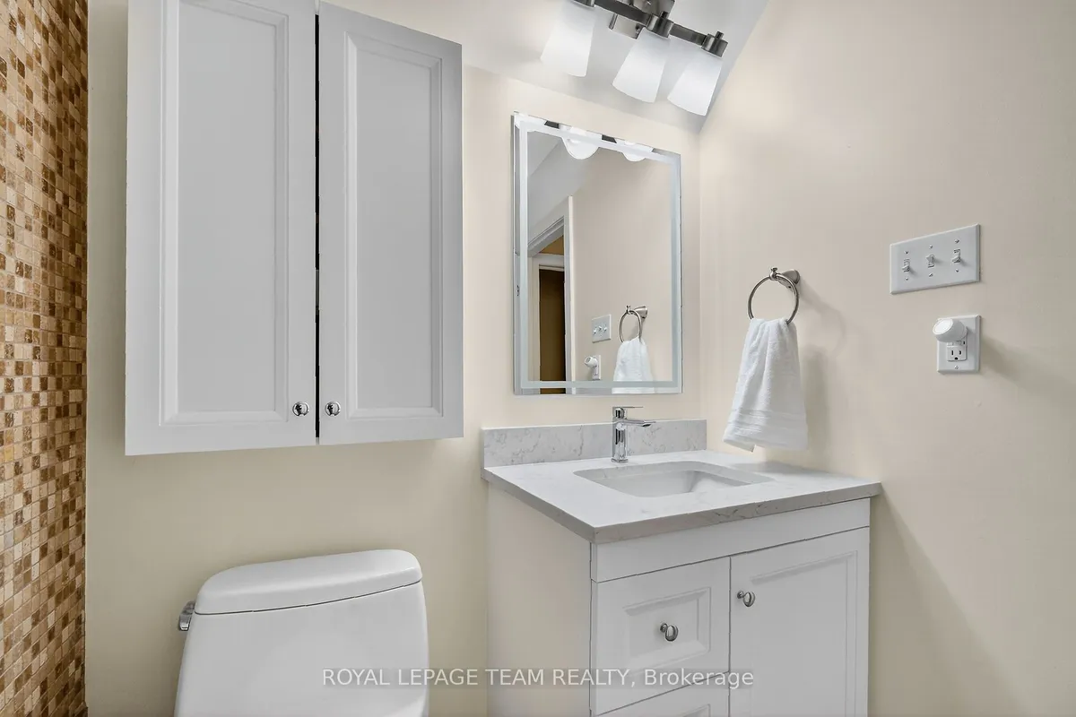 309 Elmgrove Avenue, ON K1Z 6V2