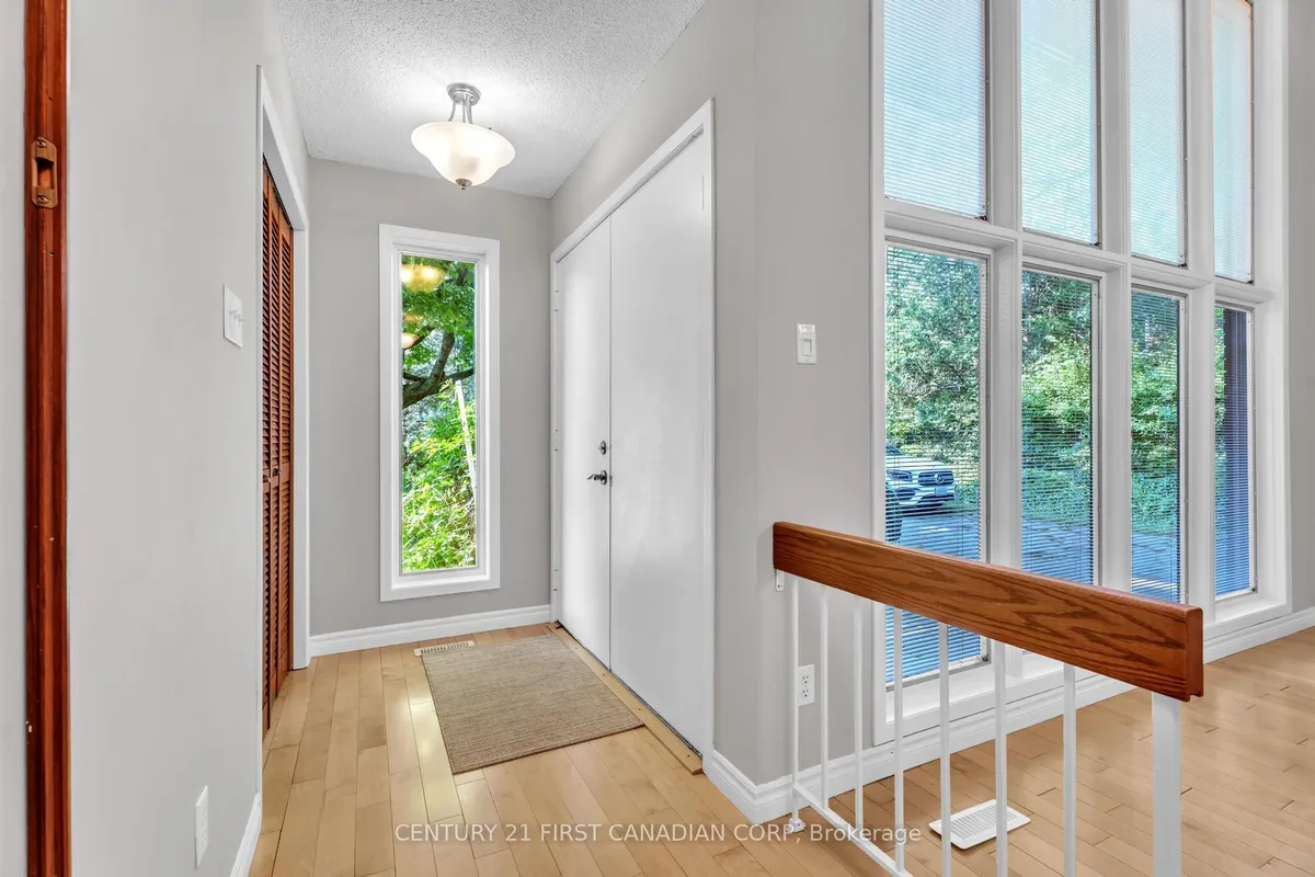 285 Riverside Drive, ON N6H 1G1