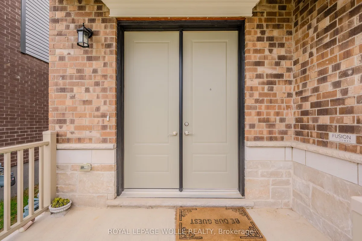 55 Spachman Street, ON N2R 1R7