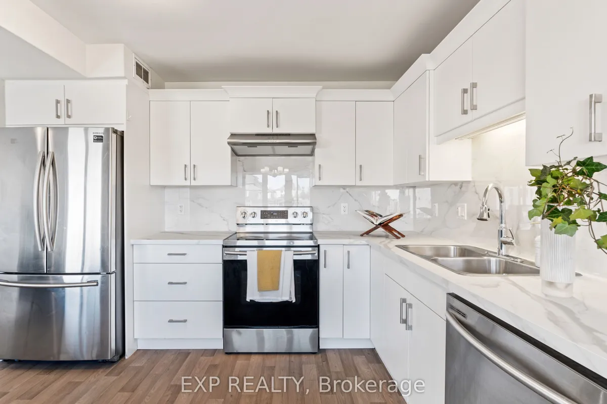 10 Cobblestone Street, ON K8P 0E4